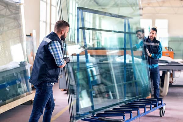 Фото подготовка стекла к обработке