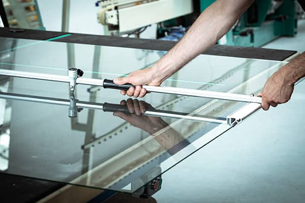 Фото возврат стекла нарезанного по индивидуальным размерам