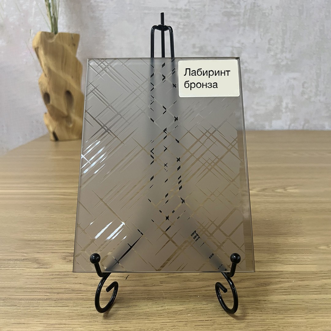 Фото стекло узорчатое Лабиринт цвет бронзовое